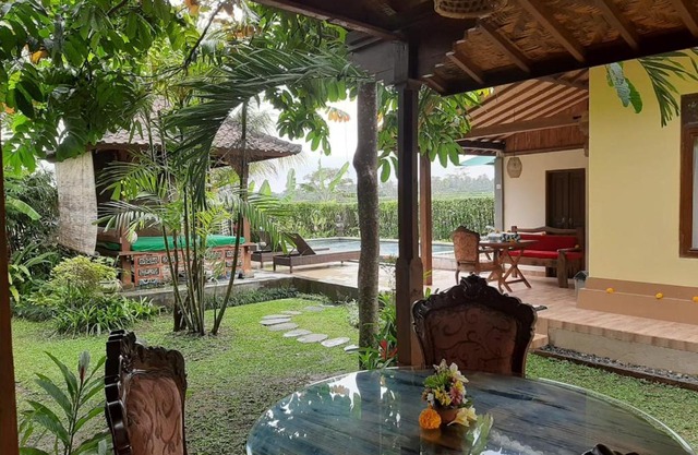Ubud Rice Field Villa