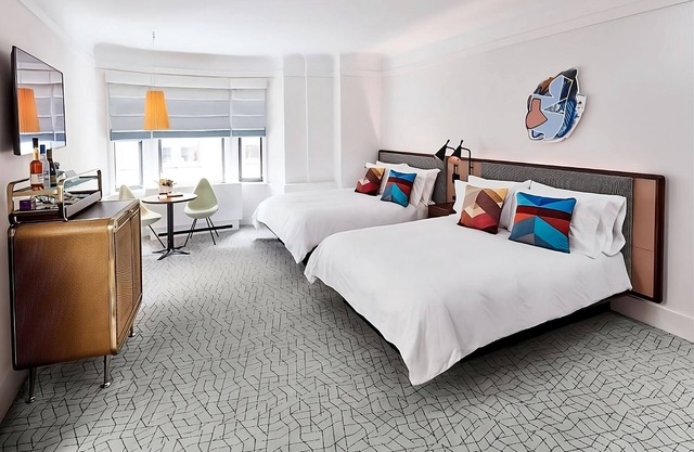 Ultimate City Escape! 4 Comfortable Units, Onsite Restaurant, Pets Allowed!
