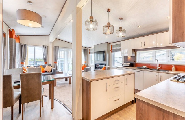 Ultra spacious luxurious lodge.