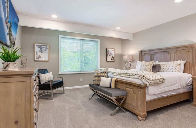 Union Duplex Crossroads and Gateway in Salt Lake with Hot Tub