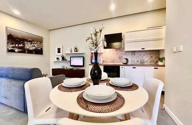Unique 1 Bed Apt next to the Sea Front