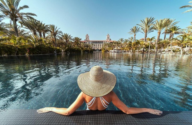 Unique Club at Lopesan Costa Meloneras Resort