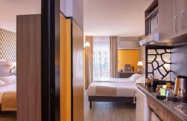 Unique Hotel & Residence