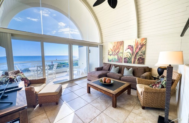 Unique Oceanfront Home with Incredible Views simply breathtaking -3 beds 3 baths