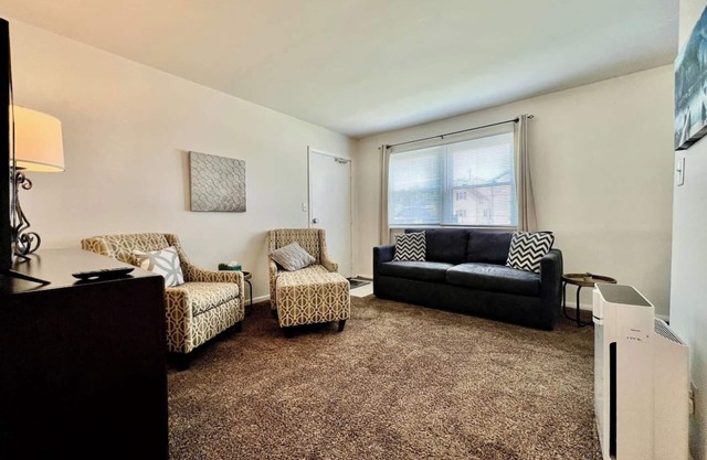 Unit 1 -17 S First Street · Trenton's apartment on First