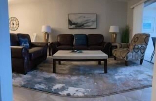 Unit 123- 2 Bedroom 2 Bathroom Gulf Side Club Interior Condominium