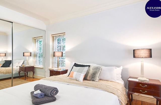 Unit 14 Upstairs · MSA AGATHA CLASSIC 1 BED 1 BATH TOORAK GEM