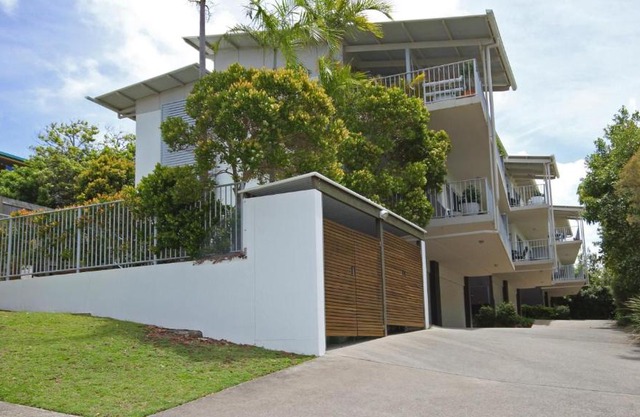 Unit 2 Sea Breeze Villas