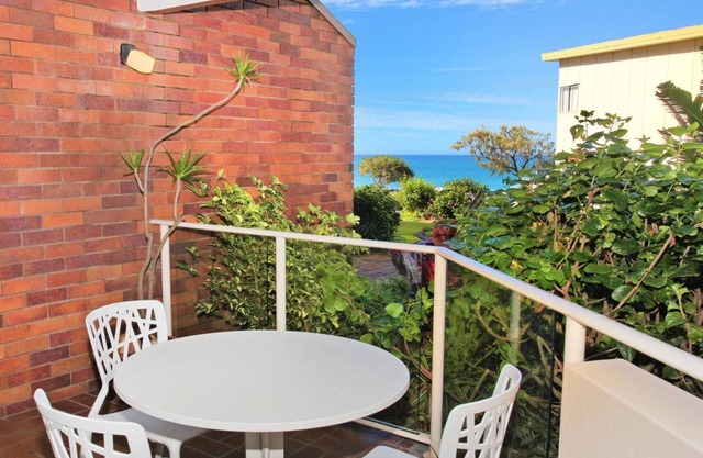 Unit 4 'Coolum Cove'