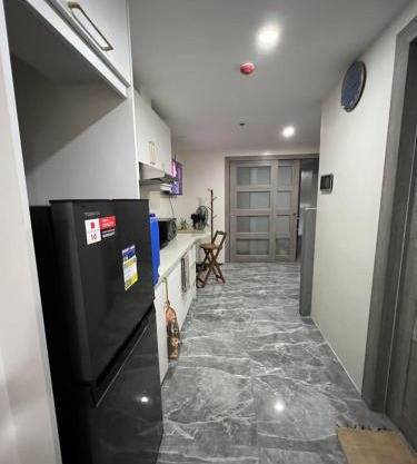Unit 401, City Hub Condominium