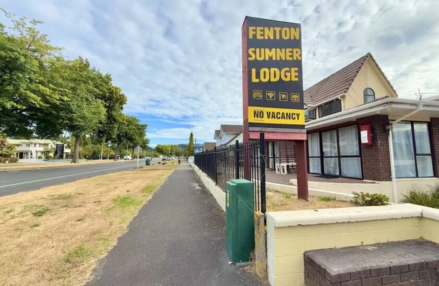 Unit 8, Fenton Summer Lodage
