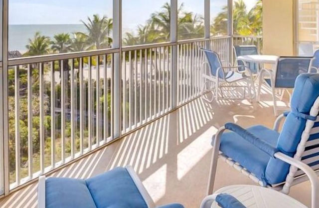 Unparalleled Direct Gulf Views from this Elegant, Spacious, Penthouse Condo