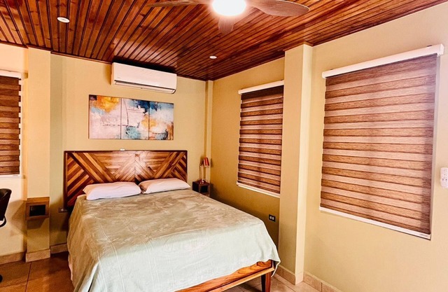 Updated Studio in the Heart of Bocas Town