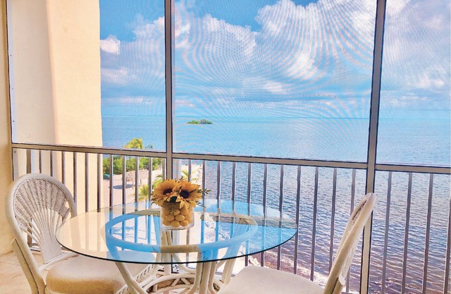 Updated Oceanfront! Enhanced Cleaning BOOK QUICKLY You’ll Love it Everyone Does!