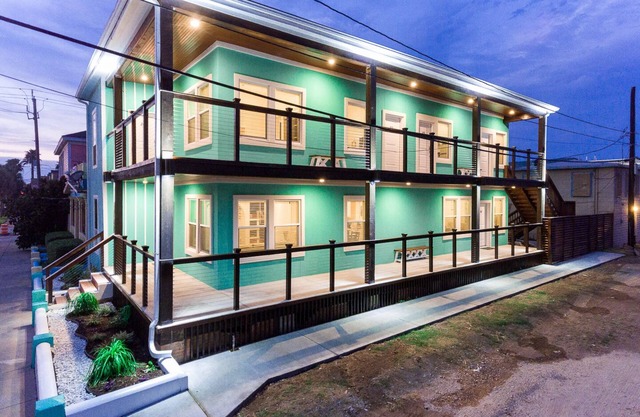Upscale contemporary space with great views and great location!
