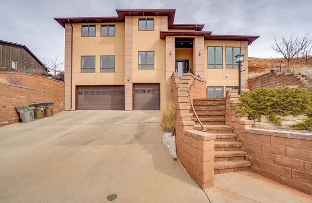 Upscale Laramie Home w/Hot Tub & Patio!