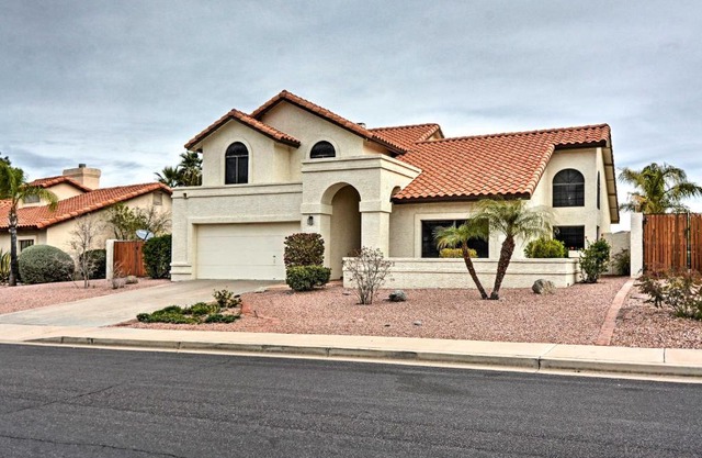 Upscale Mesa Golf Course Retreat with Mountain Views