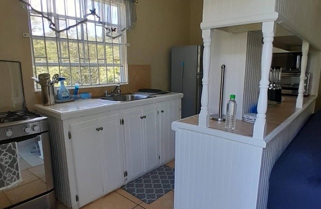 Upstairs 2 bedroom