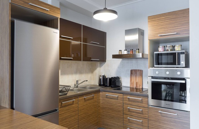 UPSTREET Stylish & Spacious 2BD Apt-Thiseio