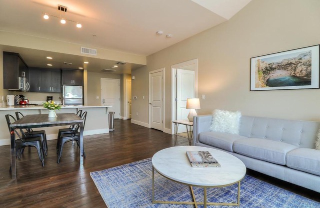 Urban Flat Apartments @ Foster City