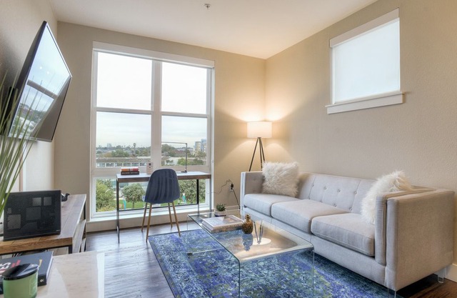 Urban Flat | Foster City Penthouse | Fully Sanitized