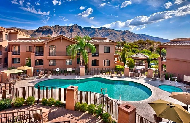 3-Star Hotel ∙ Embassy Suites Tucson - Paloma Village