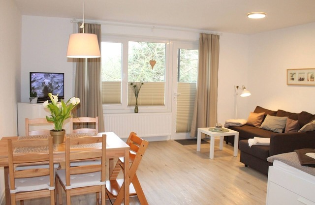 Vacation apartment/apartment for 5 guests with 50m² in Grönwohldshorst (111016)