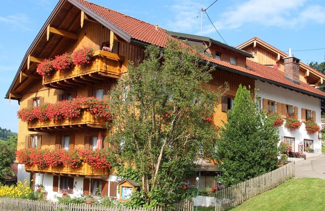 Vacation apartment - 58 sqm - 1 bedroom - balcony - house "Beim Lorenzar"