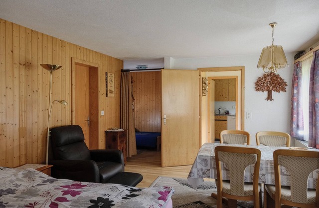 Vacation apartment/apartment for 4 guests with 50m² in Lenk (94390)