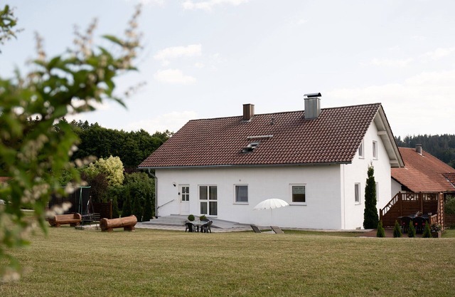 Vacation apartment/apartment for 5 guests with 85m² in Breitenberg (93033)