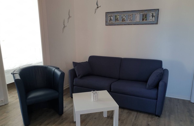 Vacation apartment/apartment for 3 guests with 36m² in Butjadingen (175448)