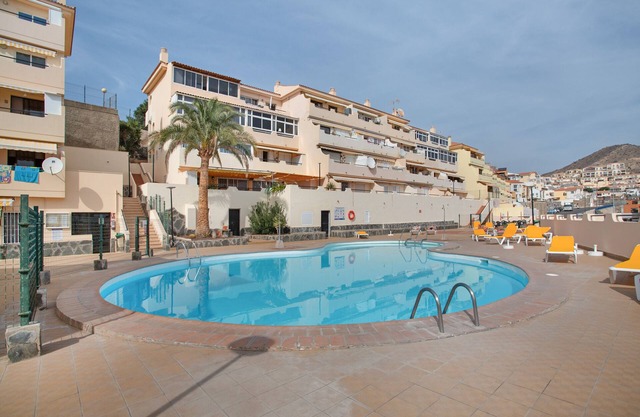 Vacation Apartment 'Estrella Del Mar Vista Al Puerto' with Sea View, Wi-Fi and Air Conditioning