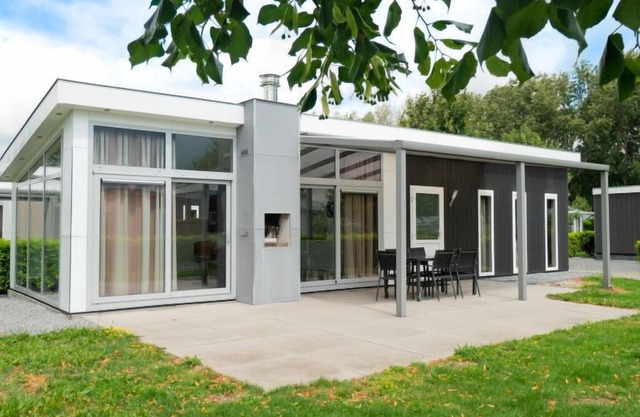 Vacation home EuroParcs Resort De Biesbosch in Dordrecht - 4 persons, 2 bedrooms