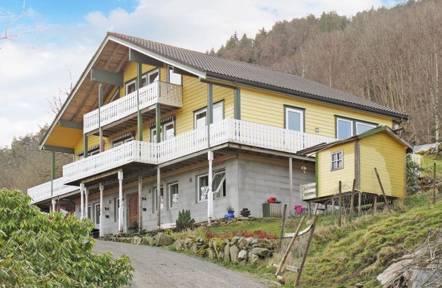 Vacation home Gule huset (FJH639) in Hauglandshella - 10 persons, 5 bedrooms
