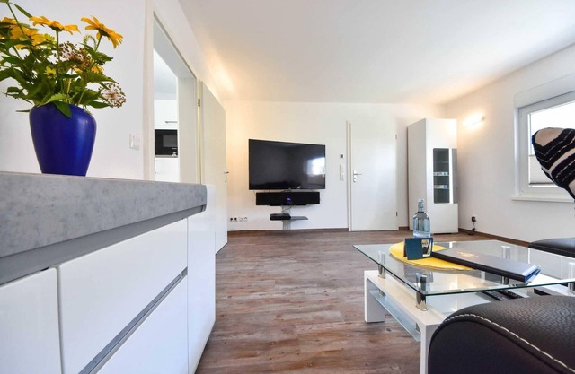 Vacation home Insel-Paradies - modern furnished house over two floors