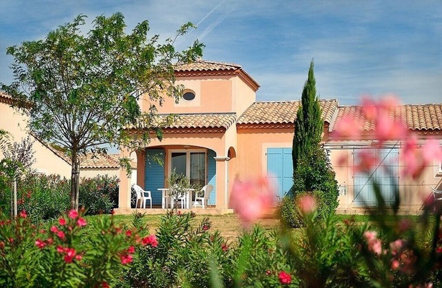 Vacation home on the Canal du Midi