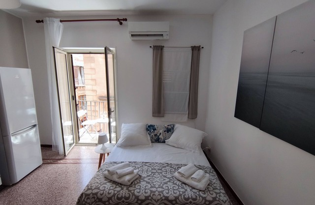 Vacation House U Passiu in the historic center of Cefalu