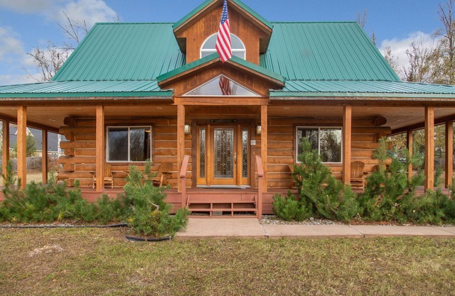 Vacationer's Dream! Luxury Vacation Home! Wasilla, Alaska !