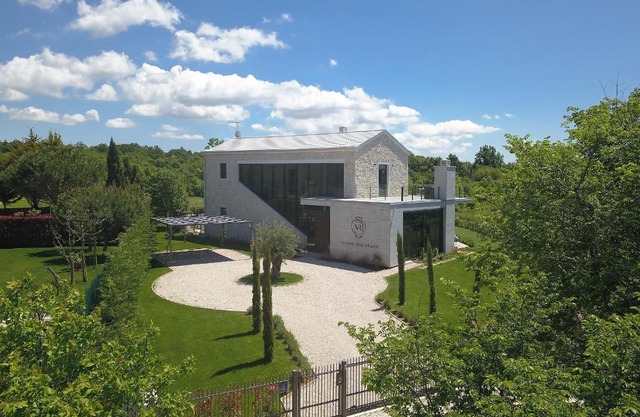 Valens Residence