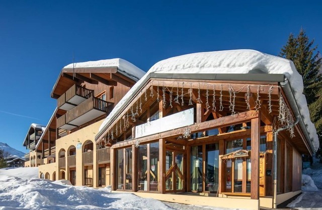 Valmorel | 1BR for 5 + Ski-in, Ski-out!
