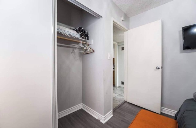 Vegas Elegance Fun and cozy Escape! All you need