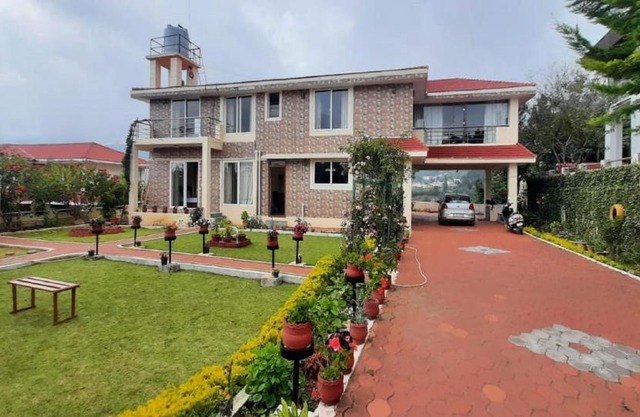 Velus Bungalow Ooty By Lexstays