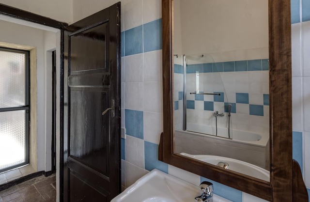 Vento d'Estate-standard room for 2+1 in the main village