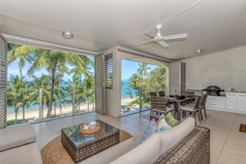 Verde at Island Views—Palm Cove Waterfront Bliss