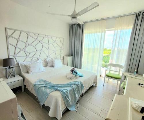Vibe Residence Hotelstyle NO KITCHEN STUDIO close to beach