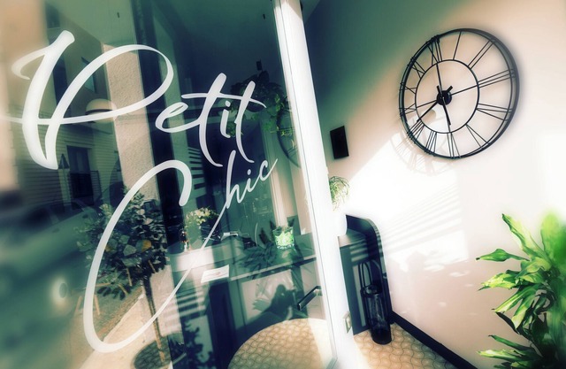 Victoria by Petit Chic