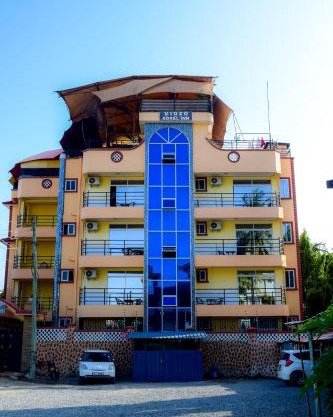 Vidzo Royal Inn Hotel