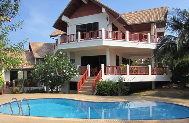 Viewpoint Residence 2 Bedroom Villa