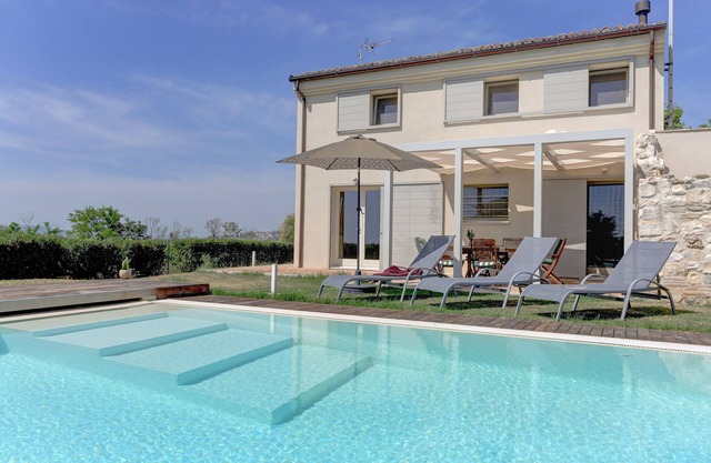 VIGNETO DI MONTEFREDDO - Large Two Bedroom S/Level