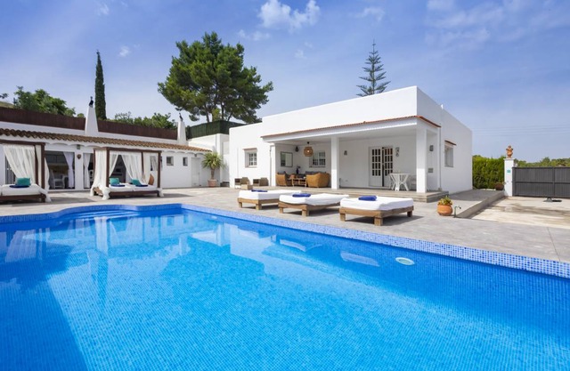 Villa ∙ 5 bedrooms ∙ 10 guests
